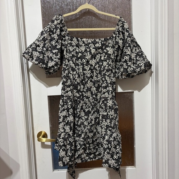 NWOT Eryn Mini Dress Fiorella Floral - Picture 5 of 6